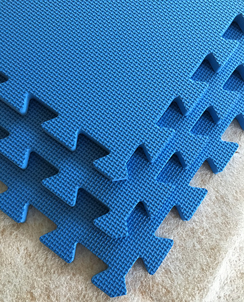 Warm Floor - Playhouse - Image 2